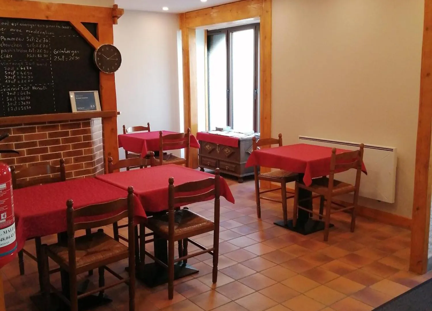 Hotel Le Casse Noisettes Gourin 0*,  Francia
